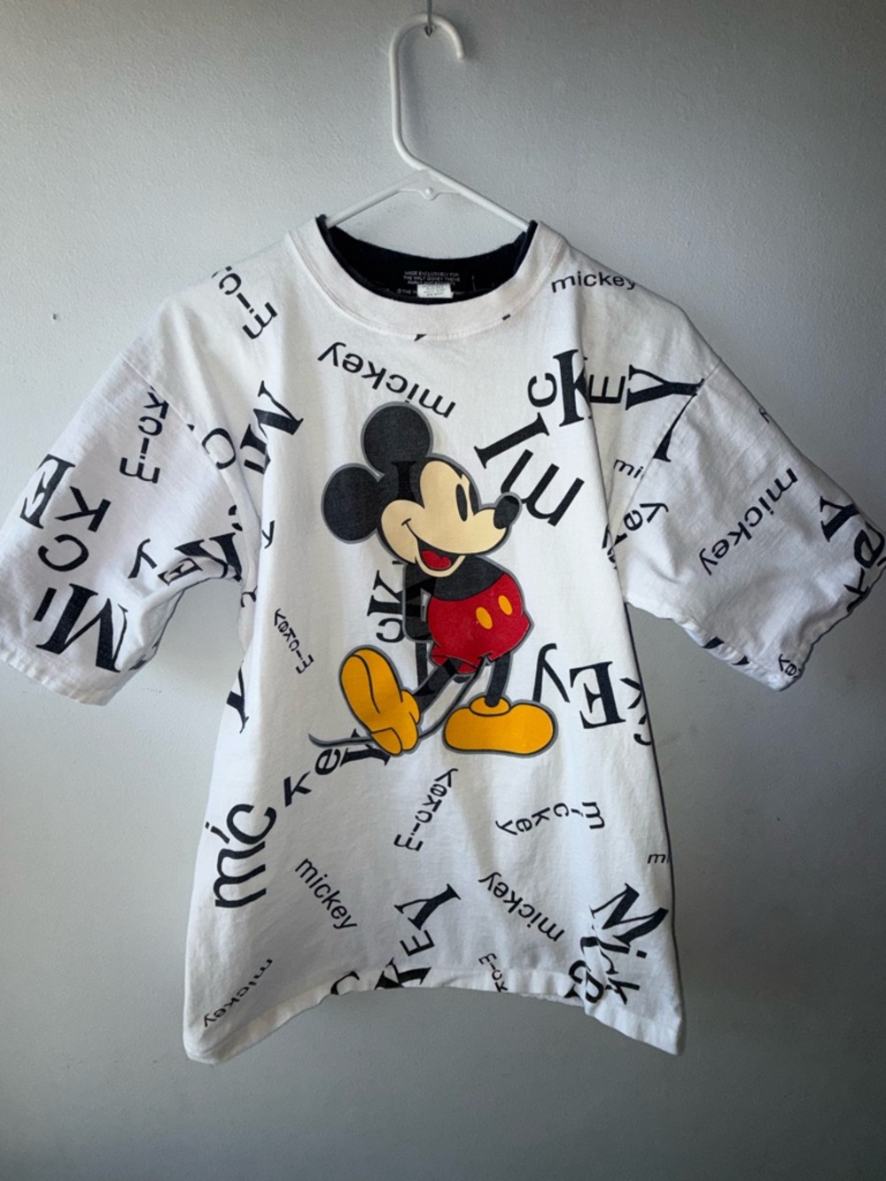 Disney Parks Vintage White Graphic Mickey Mouse Short Sleeve Tee